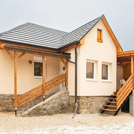 Holiday home Belezug-lak Vendeghaz