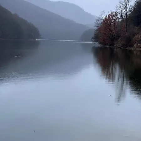 Belezug-lak Vendeghaz Holiday home *